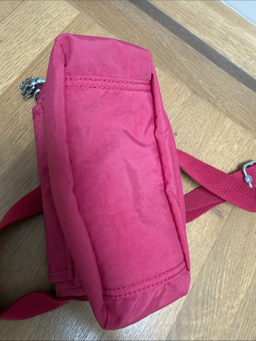 BNWOT Kipling Raspberry Pink Crossbody - Picture 6 of 6